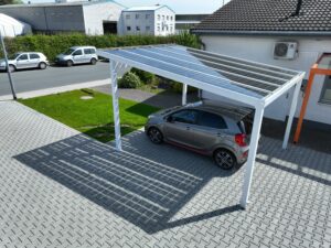 Enpow Solarcarport mit Solarmodulen für grünen Strom und Fahrzeugschutz